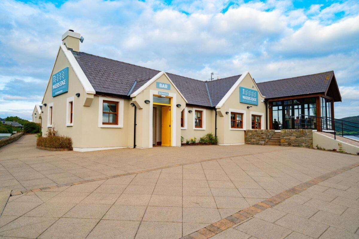 Hotel The Waters Edge Rathmullan Exterior foto
